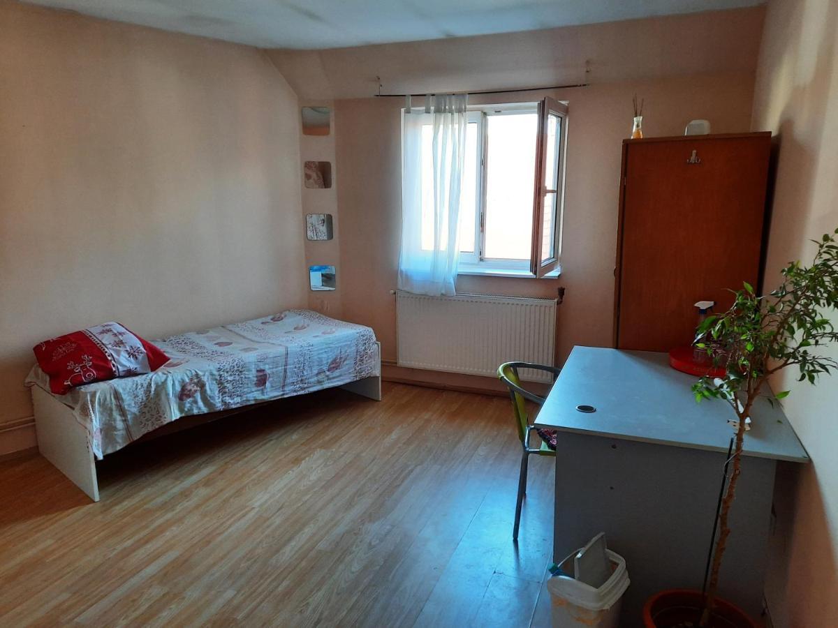 Casa Adrian Camere Centru Vechi Braszów Zewnętrze zdjęcie