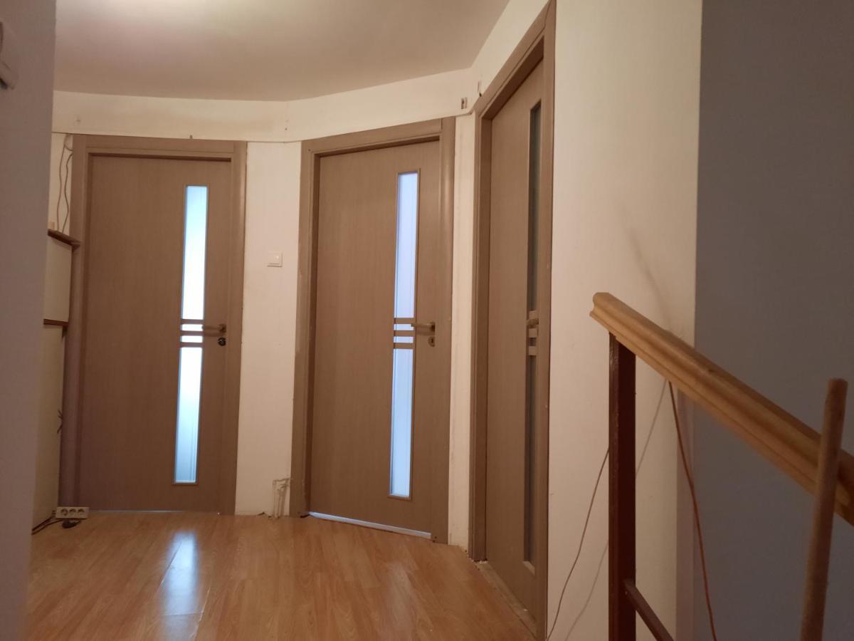 Casa Adrian Camere Centru Vechi Braszów Zewnętrze zdjęcie